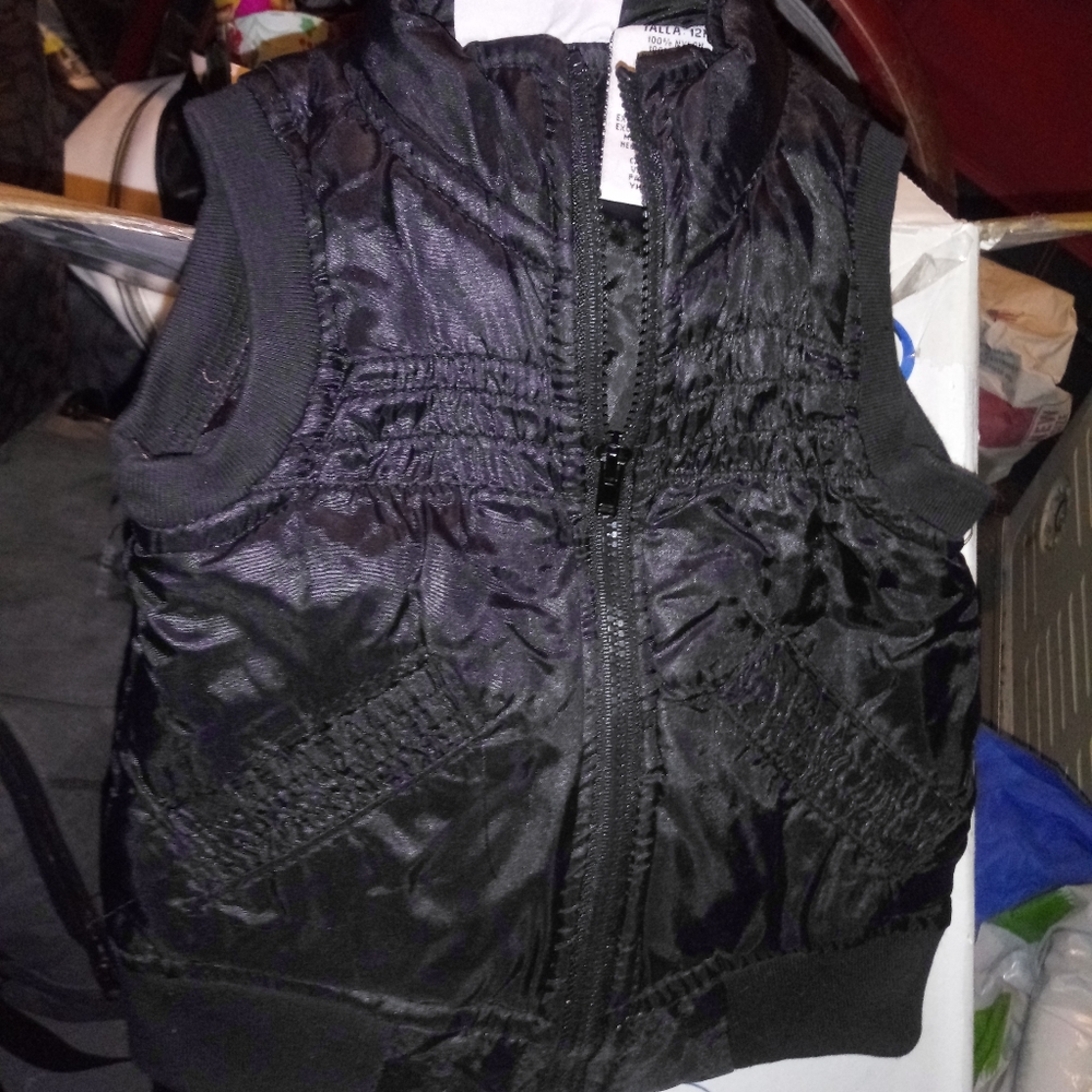 12M puffy vest